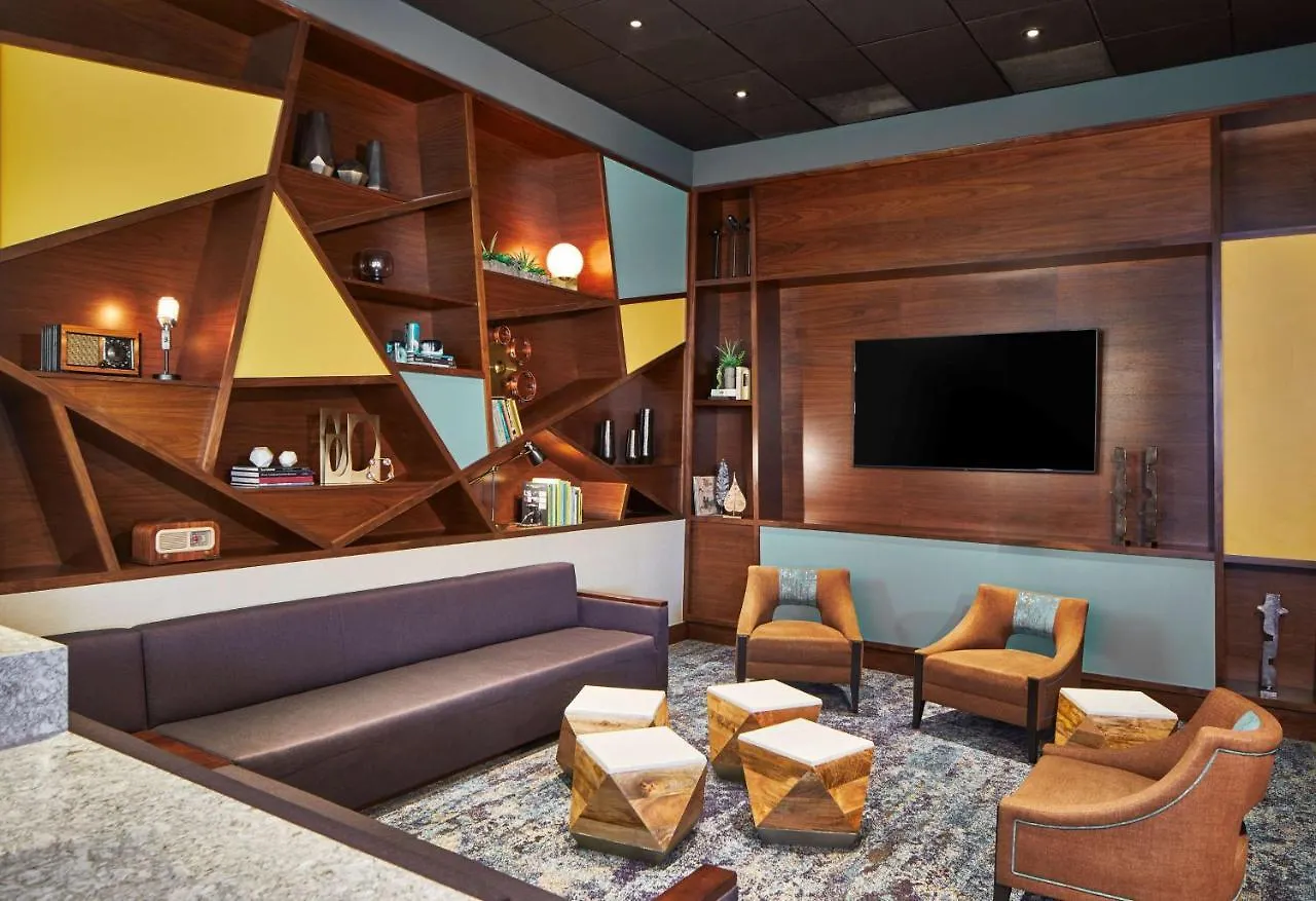 Hotel Embassy Suites By Hilton Nashville Downtown