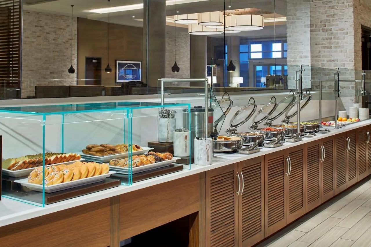Embassy Suites By Hilton Nashville Downtown 4*,
