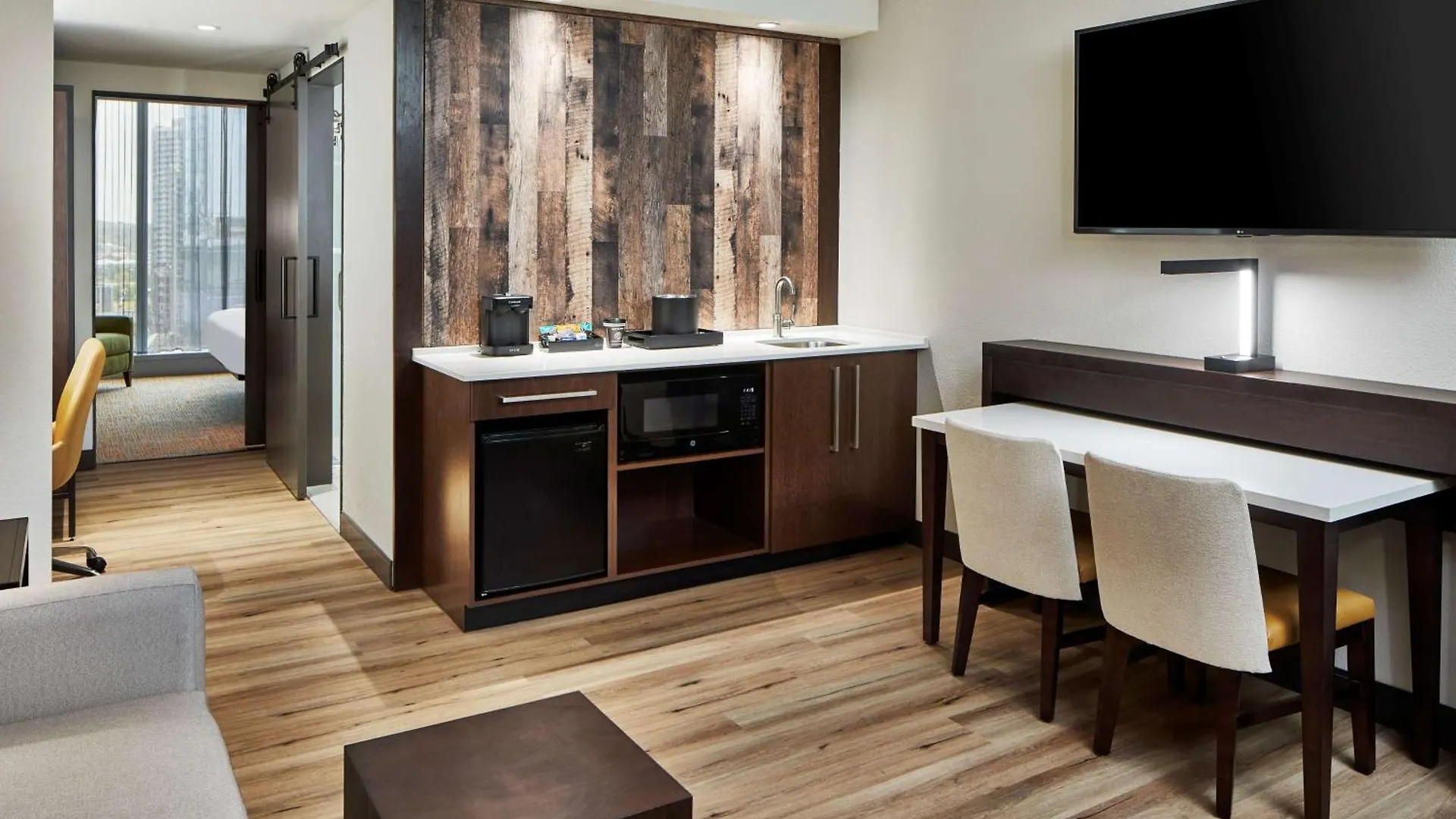 Embassy Suites By Hilton Nashville Downtown