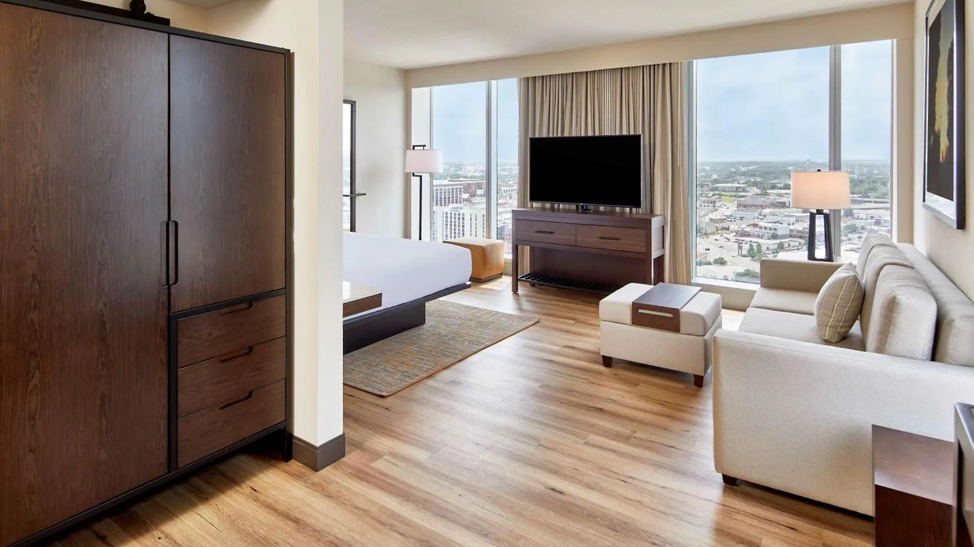 **** Hotel Embassy Suites By Hilton Nashville Downtown États-Unis