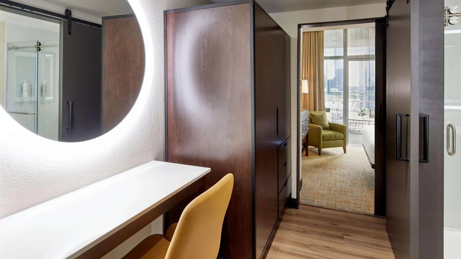 Hotel Embassy Suites By Hilton Nashville Downtown