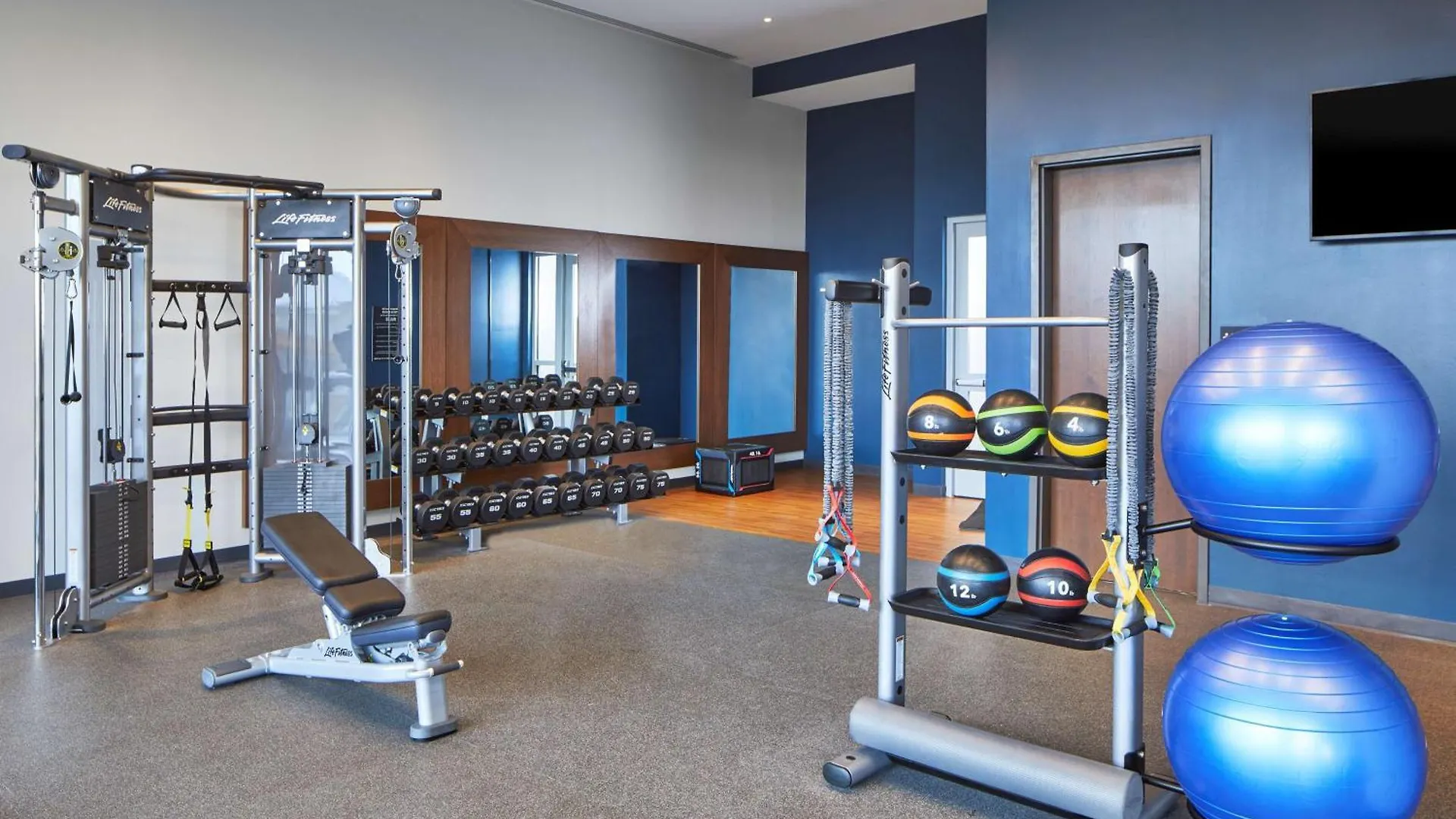 Embassy Suites By Hilton Nashville Downtown 4*,
